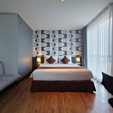 Luminor Hotel Jemursari By Wh With The Best Breakfast In Town And Located Near Surabaya Industrial Estate Rungkut Sier Εξωτερικό φωτογραφία