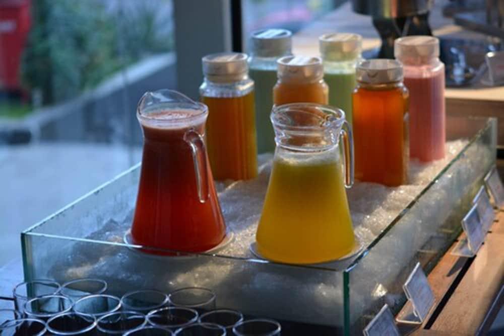 Luminor Hotel Jemursari By Wh With The Best Breakfast In Town And Located Near Surabaya Industrial Estate Rungkut Sier Εξωτερικό φωτογραφία