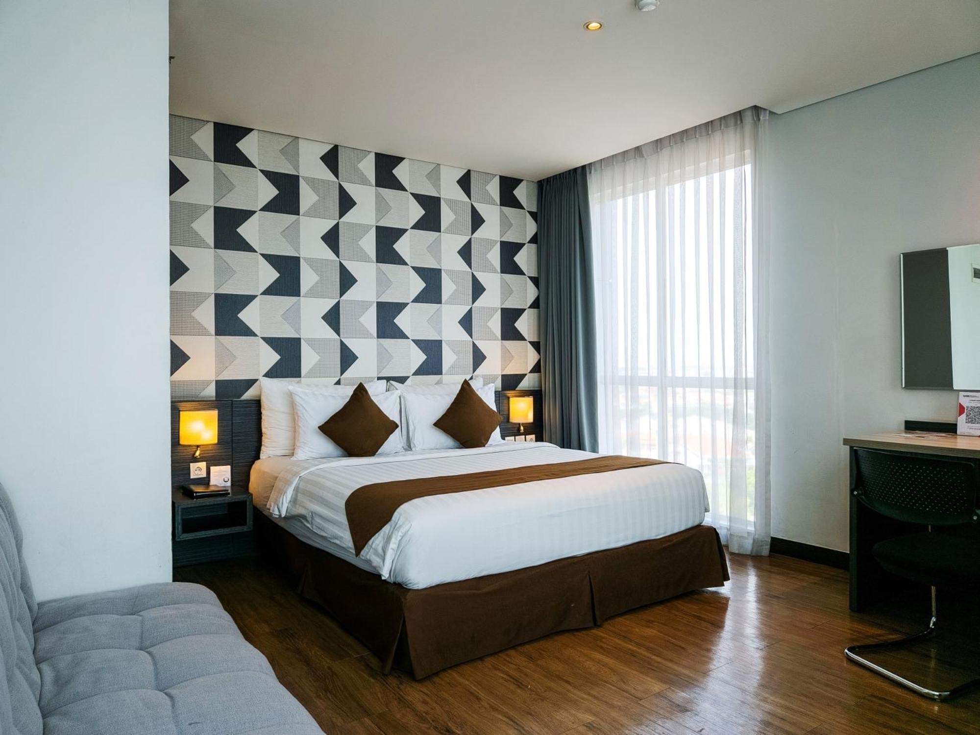 Luminor Hotel Jemursari By Wh With The Best Breakfast In Town And Located Near Surabaya Industrial Estate Rungkut Sier Εξωτερικό φωτογραφία