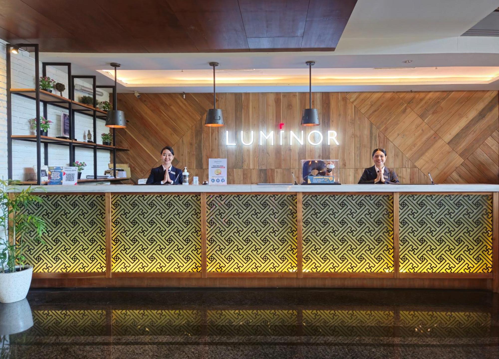 Luminor Hotel Jemursari By Wh With The Best Breakfast In Town And Located Near Surabaya Industrial Estate Rungkut Sier Εξωτερικό φωτογραφία