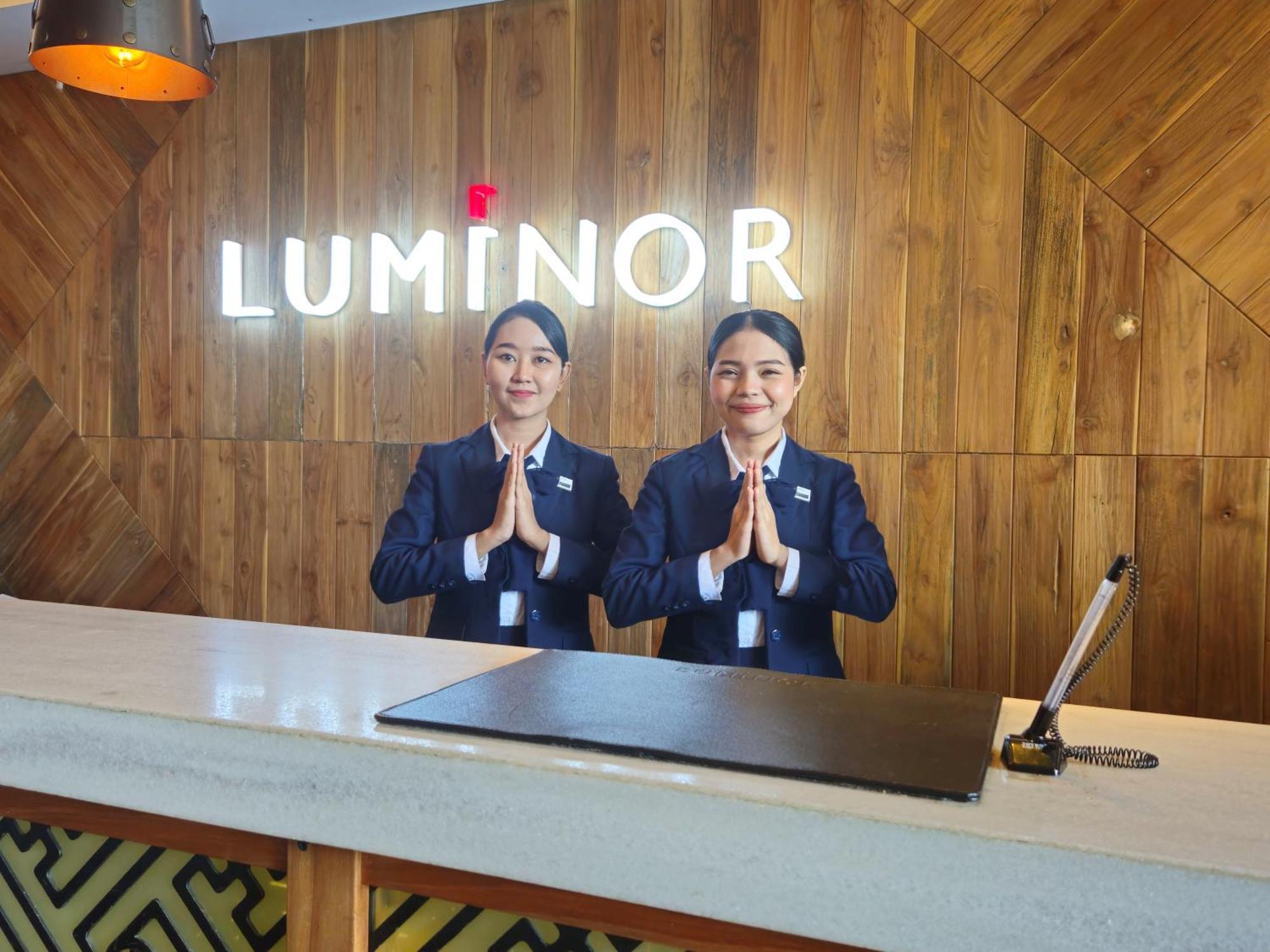 Luminor Hotel Jemursari By Wh With The Best Breakfast In Town And Located Near Surabaya Industrial Estate Rungkut Sier Εξωτερικό φωτογραφία