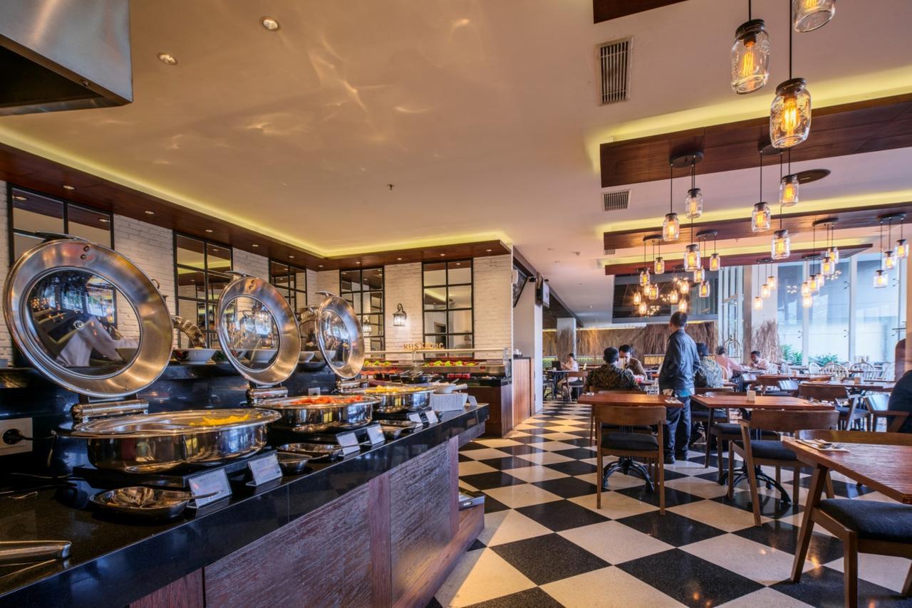 Luminor Hotel Jemursari By Wh With The Best Breakfast In Town And Located Near Surabaya Industrial Estate Rungkut Sier Εξωτερικό φωτογραφία